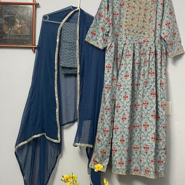 Cotton Suit Nyra Cut