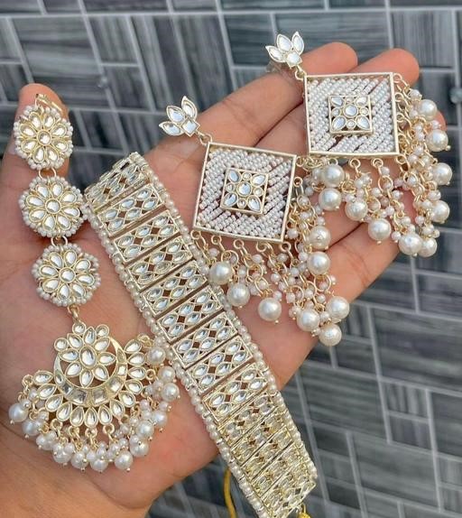 Traditional  Earrings  with Maangtika & Mathapati Combo Set