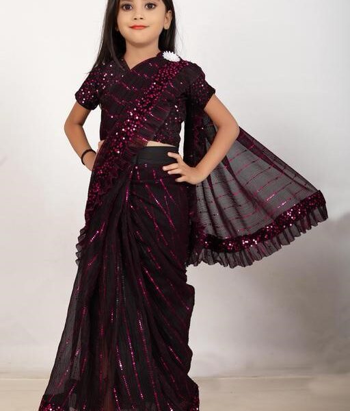New fashionable Ethnic Wear Saree for girls